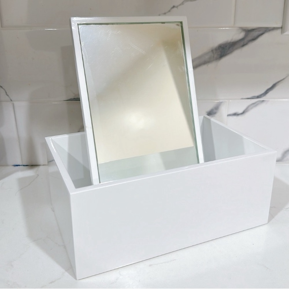 NWT DIOR Vanity Mirror & Lacquered Box with White/Gold Gift Box
